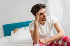 中度弱精症怀孕几率有多大？中度弱精症患者怎么办？