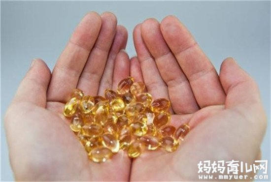 如何去除眼部脂肪粒的5个妙招 最后一招简直绝了！ 