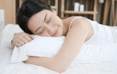 试管婴儿移植20天有一点出血是怎么回事