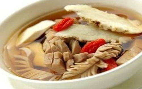 肾虚的表现症状有哪些 肾虚吃什么食物能补