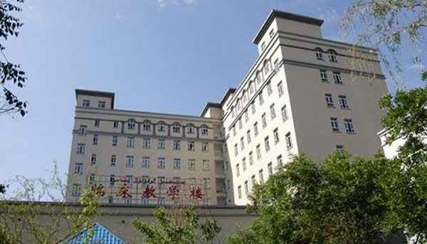 临床教学楼外景