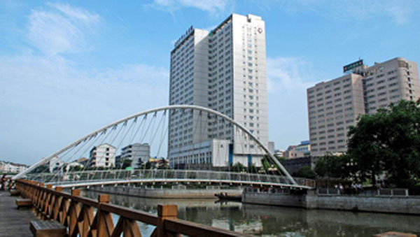  江苏省宜兴市人民医院外景
