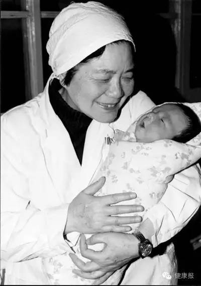 什么是试管婴儿？