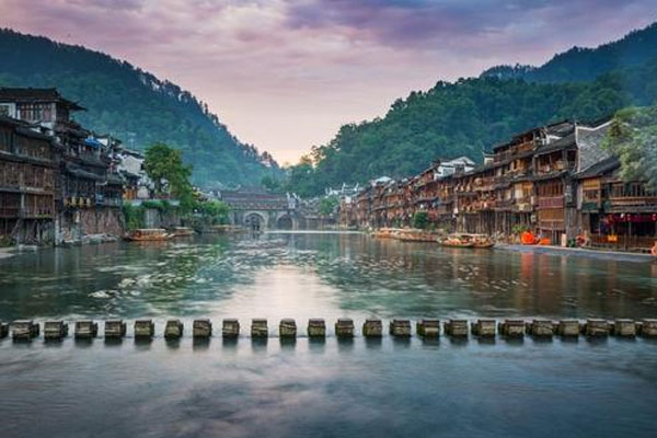 国家历史文化名城-凤凰古城