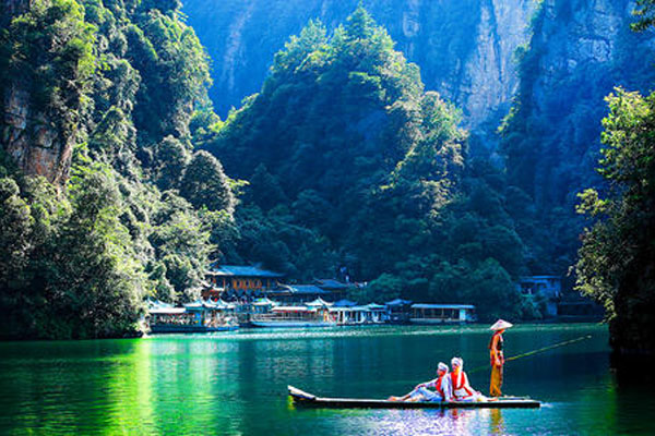 人间瑶池-宝峰湖