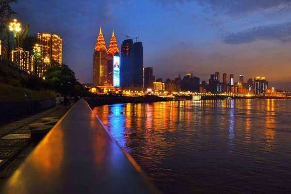南滨路夜景