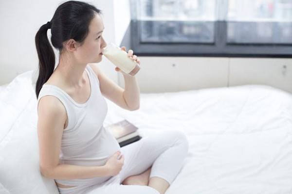 在怀孕初期总是爱睡觉还会做梦是为什么