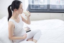 在怀孕初期总是爱睡觉还会做梦是为什么？