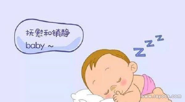 小月龄宝宝吃手无需阻止
